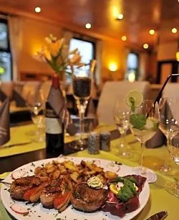 Hotel Bergischer Hof 3*