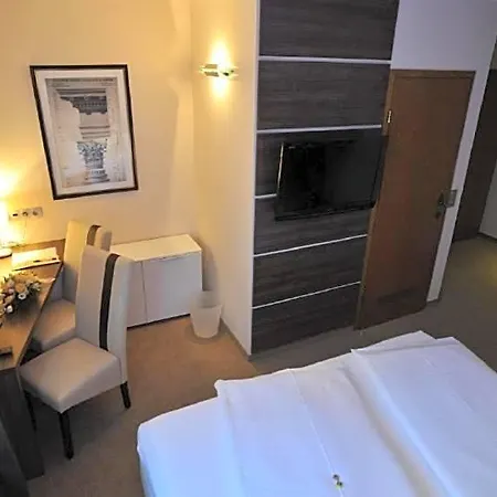 Hotel Bergischer Hof 3*