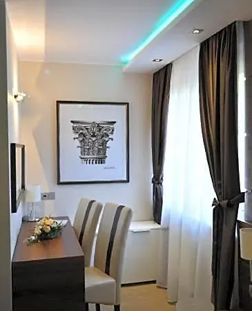 Bergischer Hof Hotel 3*