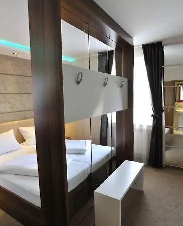 Hotel Bergischer Hof 3*