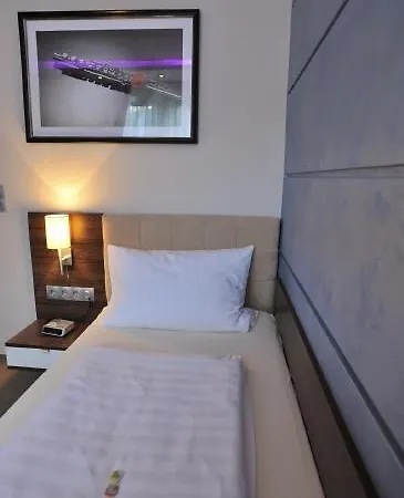 Hotel Bergischer Hof 3*